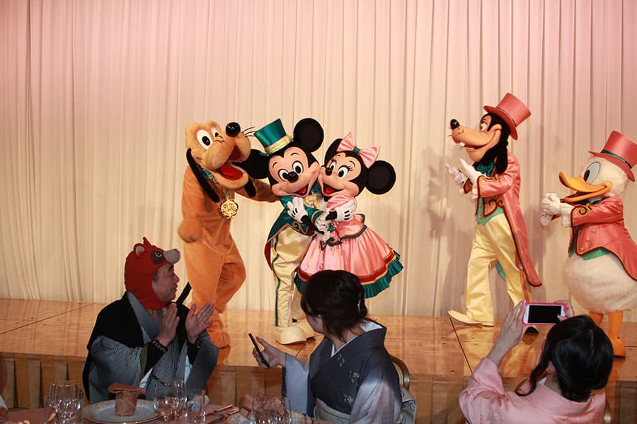 修了証書授与式&修了記念パーティ